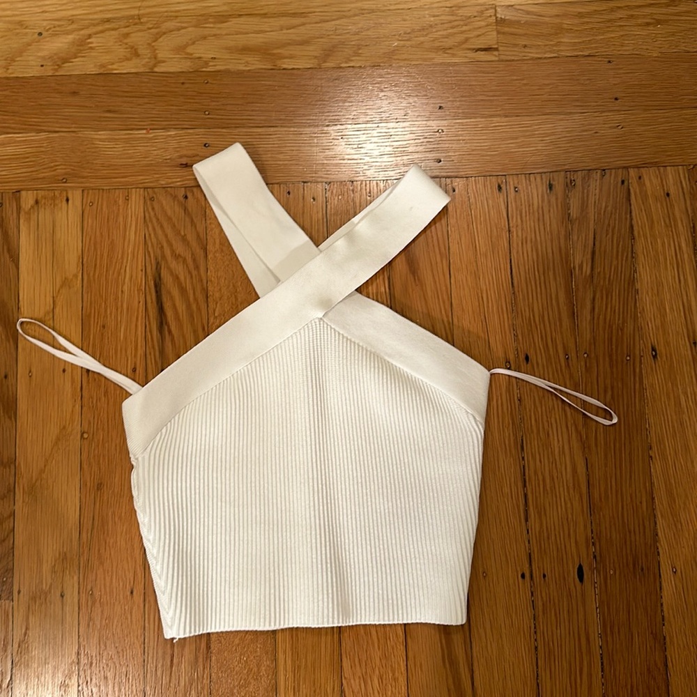 Babaton Sculpt Knit Cross Cropped Tank
